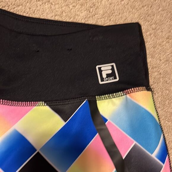 FILA SPORT SIZE LARGE CAPRI LEGGINGS - Picture 3 of 6